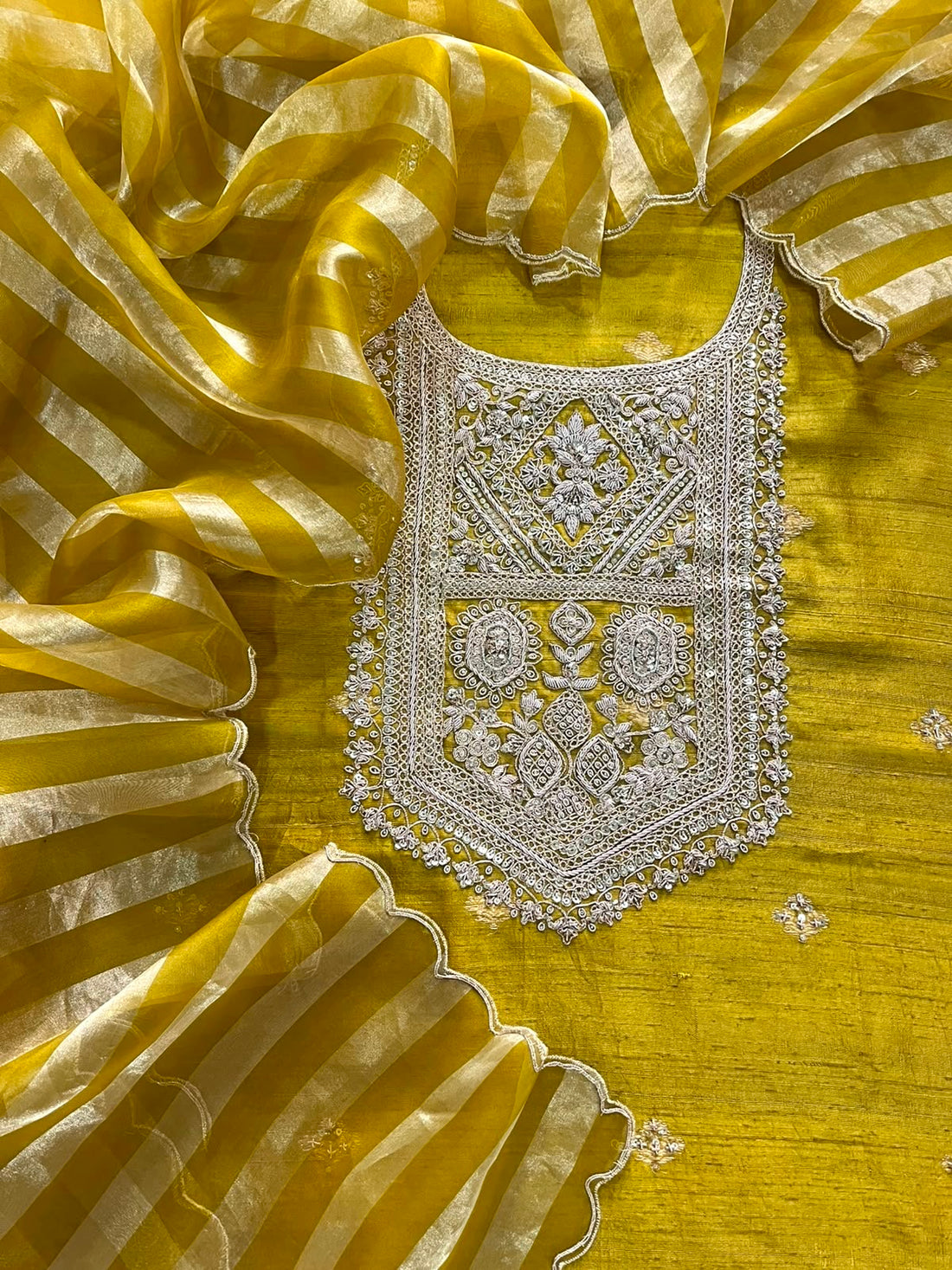 Trousseau Handwork Edit