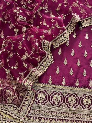 Regal Handwork