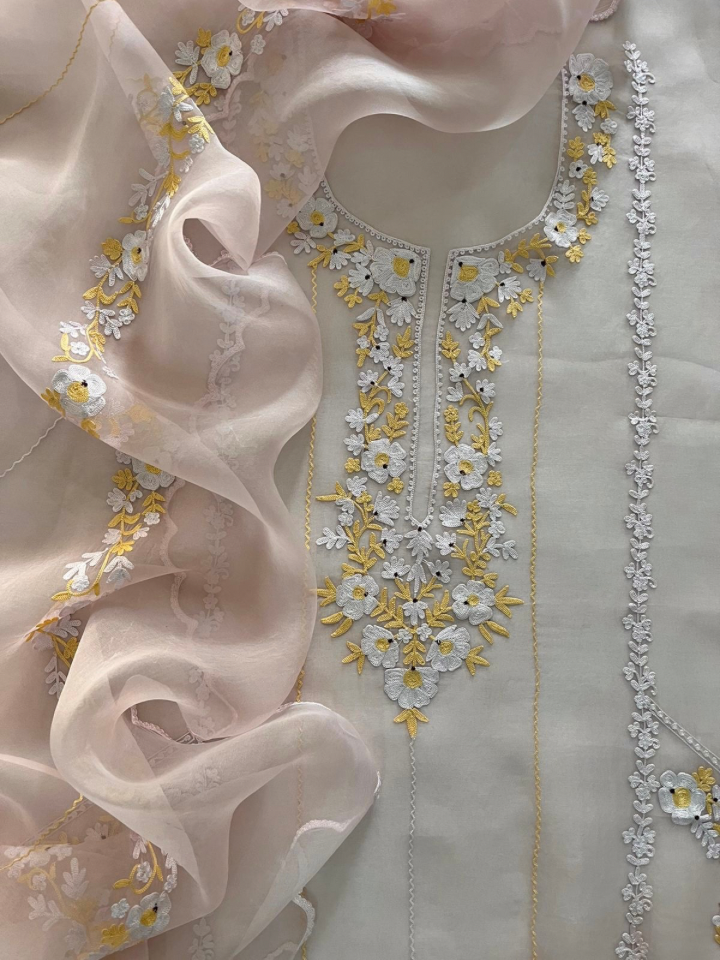 Thread Aari Embroidery 
