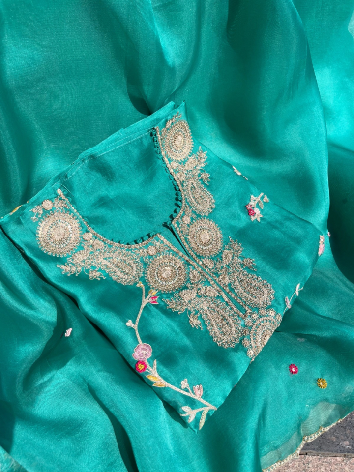 Aari Dori Handwork