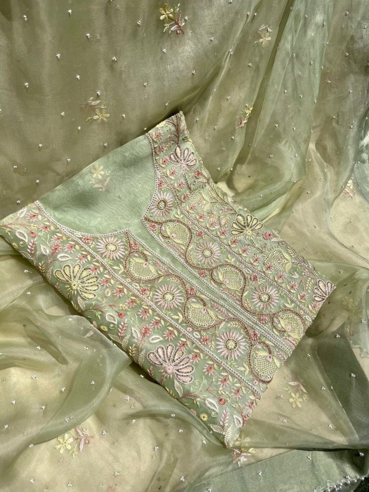 Lucknowi Chikankari Handwork
