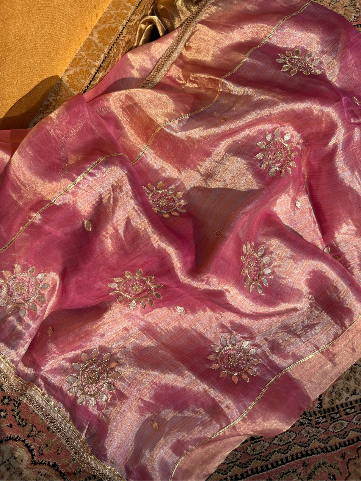 •DULHAN•