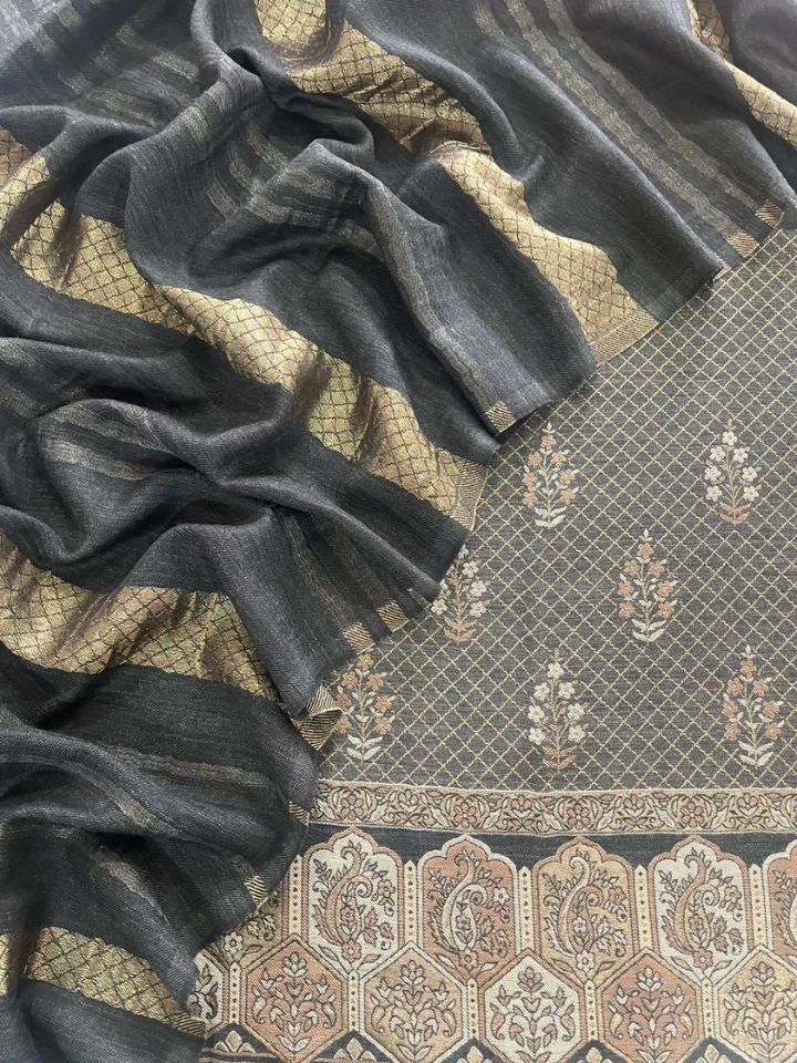 Jacquard at Ending bid price