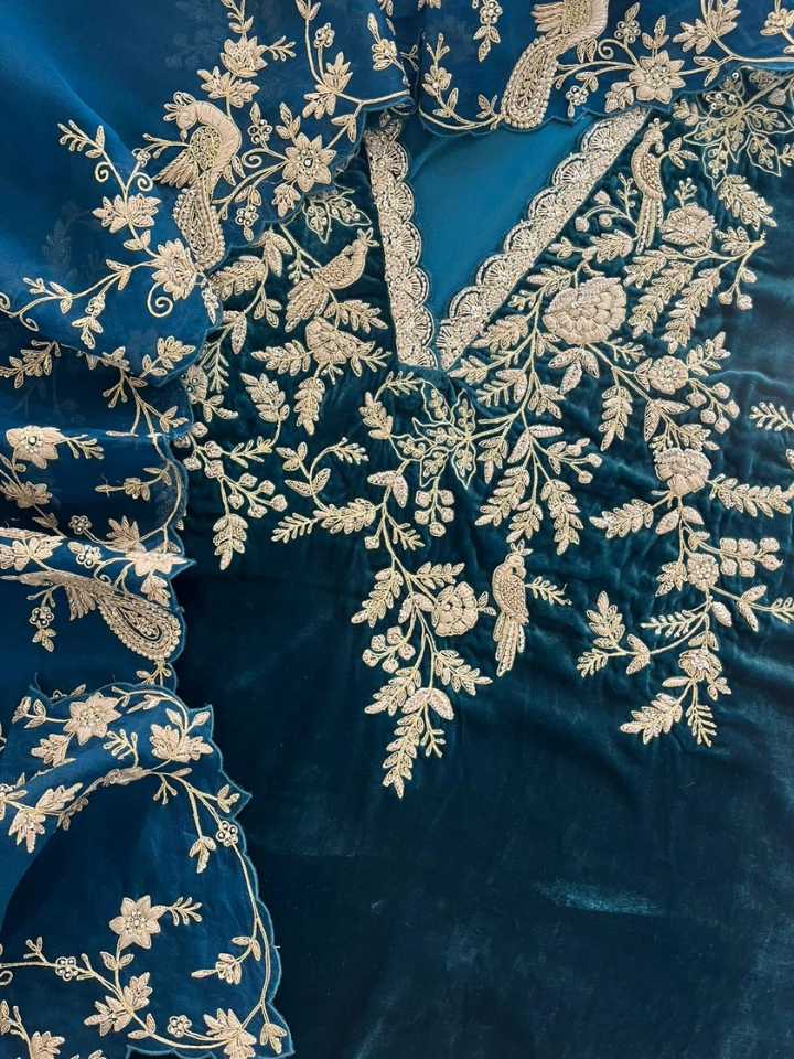 Bridegroom Mother Velvet Edit